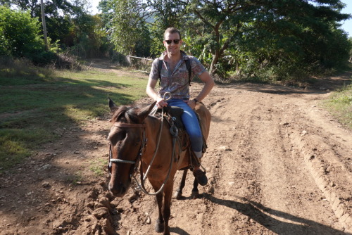 0718282B-117C-40E2-B893-9C3F0715EEB1