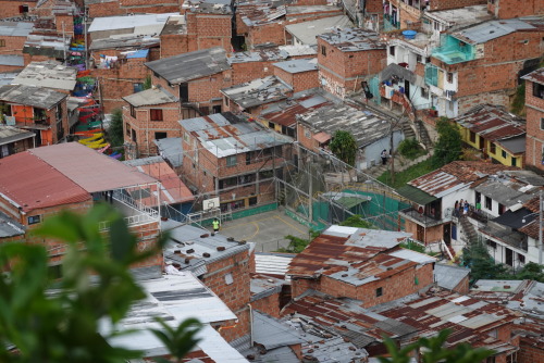 0FBC26E3-5C99-493B-80D0-4612FFB3F365