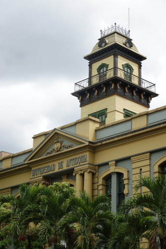 D4A82EF6-40DC-496B-83E6-CE7A5A6F23B2