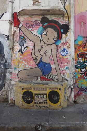 F4E71D5B-4FB4-49AD-88F1-3716041BC3A5