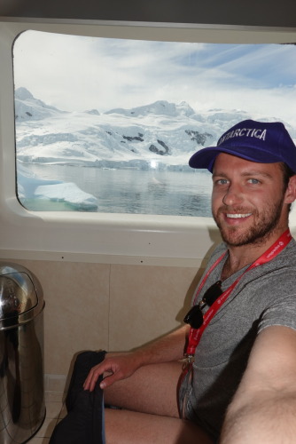 64B30C15-D6E3-42F0-9372-038FA7AAC127