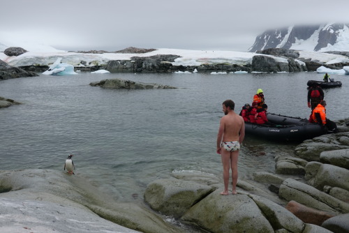 EF097F87-F4BE-465A-B6AD-C7967A217F7F